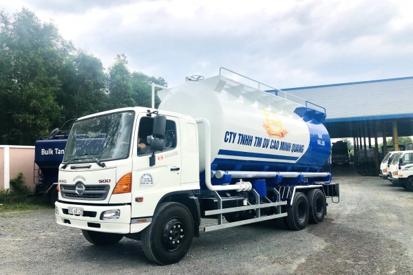 HINO FL Bồn chở cám thổi