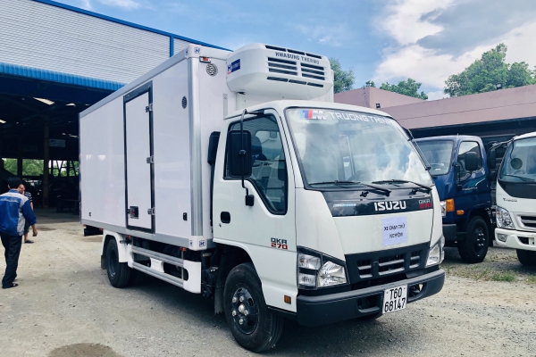 ISUZU QKR77HE4 chở vịt giống France